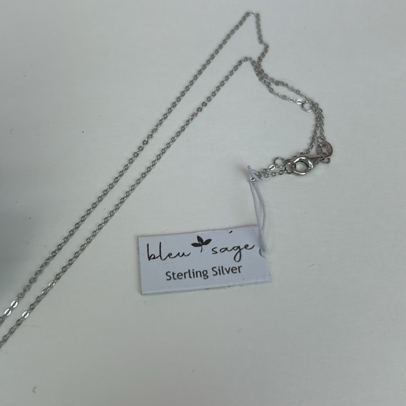 Sterling Silver crystal Flower pendant with adjustable chain Bleu Sage NWT - Picture 3 of 16